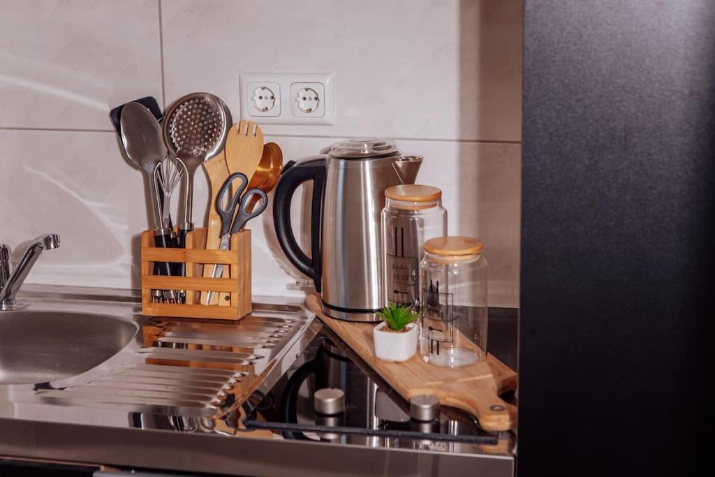Green & Modern - City - Netflix - Wifi - 2 Person Essen Esterno foto