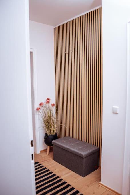 Green & Modern - City - Netflix - Wifi - 2 Person Essen Esterno foto